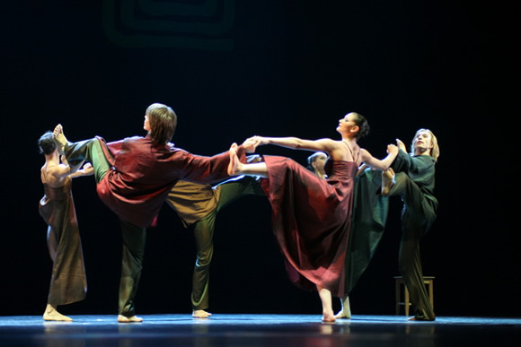 ������ ������� �����(Eight Russian songs)